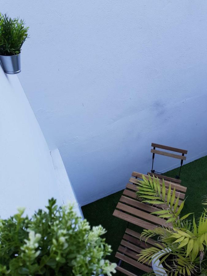Florista Bonito Alojamiento Bien Comunicado Hotel Валенсия Екстериор снимка