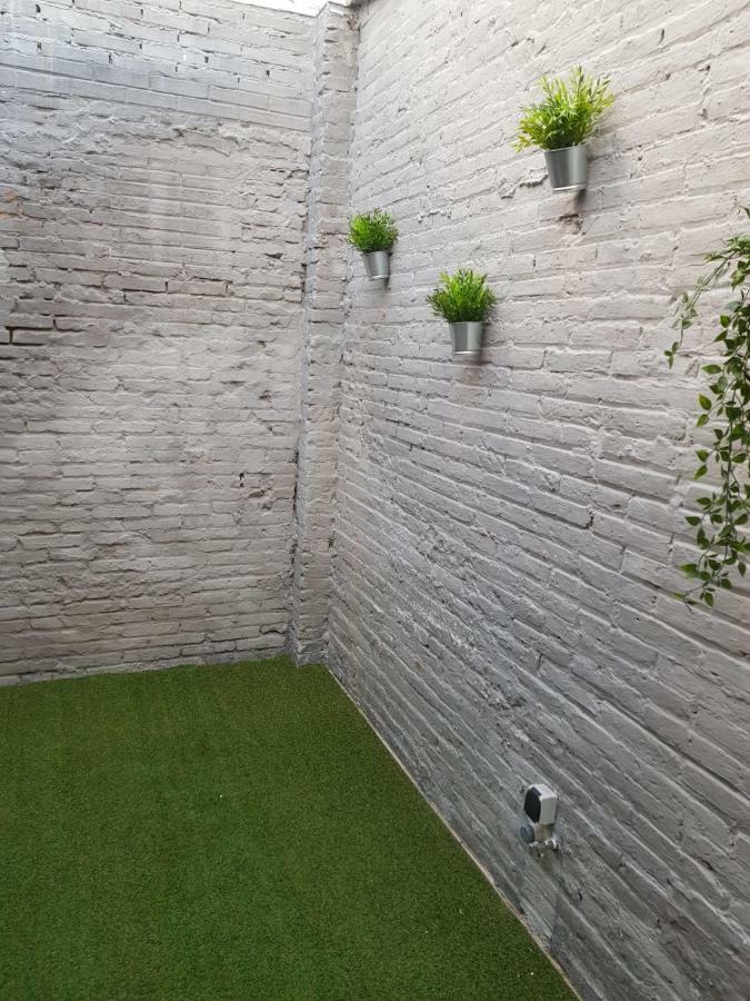 Florista Bonito Alojamiento Bien Comunicado Hotel Валенсия Екстериор снимка