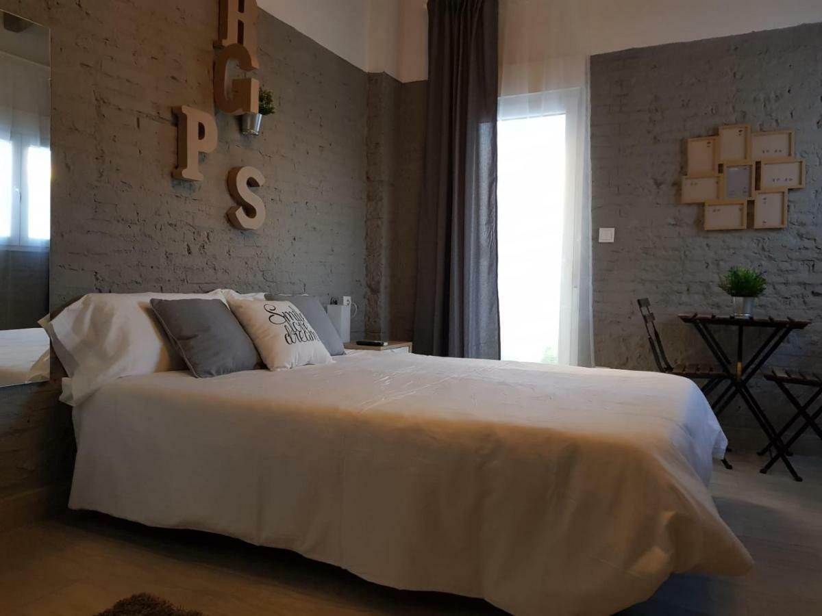 Florista Bonito Alojamiento Bien Comunicado Hotel Валенсия Екстериор снимка